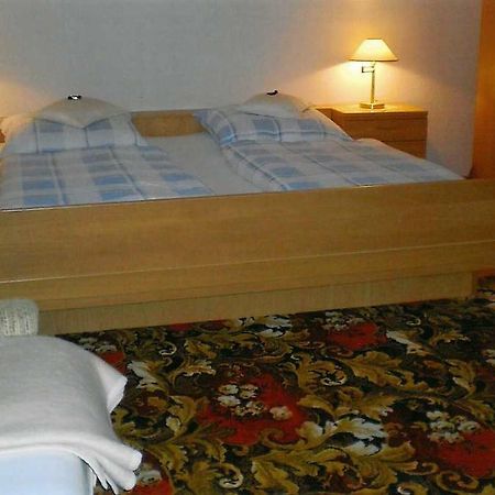 Privatzimmer Lichter Freiburg im Breisgau Eksteriør billede